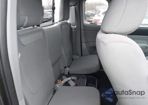 2015 Toyota Tacoma Base V6 from USA, damaged, VIN 5TFUU4EN1FX110315